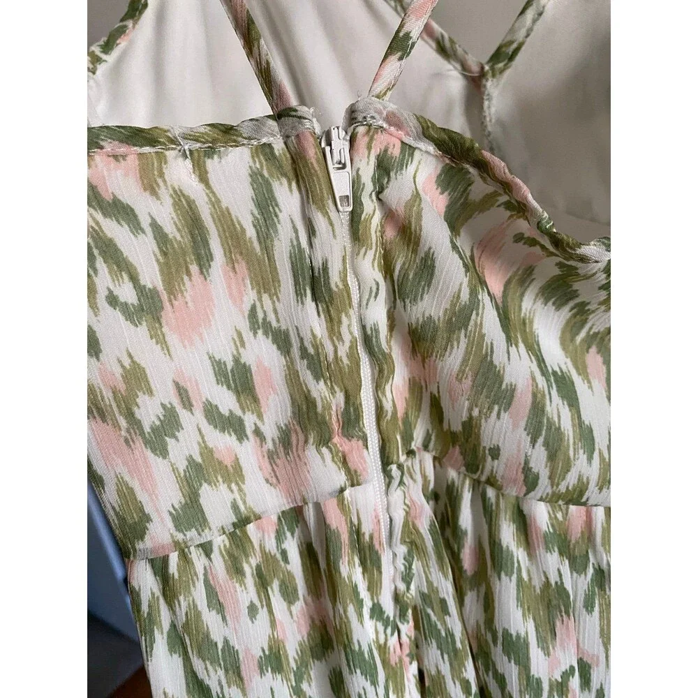 Francesca’s Mi Ami Katrina Ruffle Romper Size XS NWT